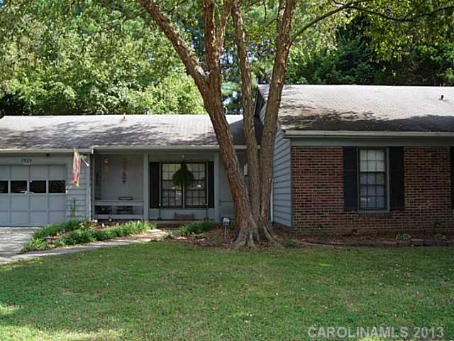 7424 Palmetto Court Charlotte NC 28227