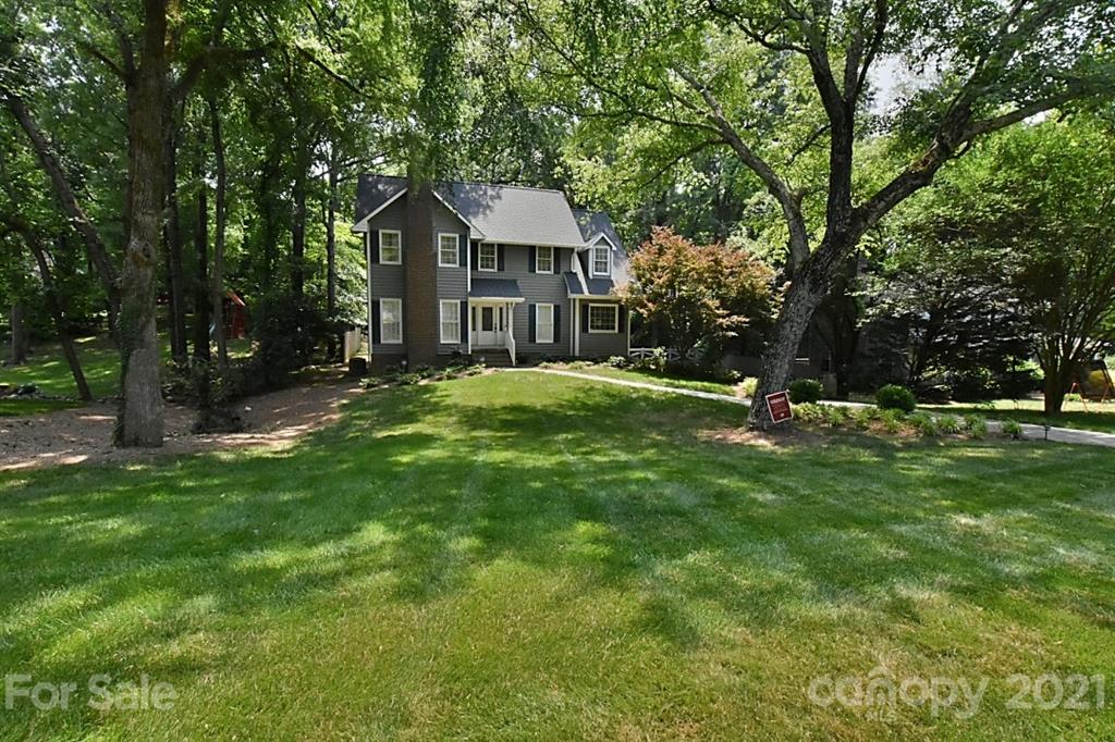 4316 Old Saybrook Court Charlotte NC 28211