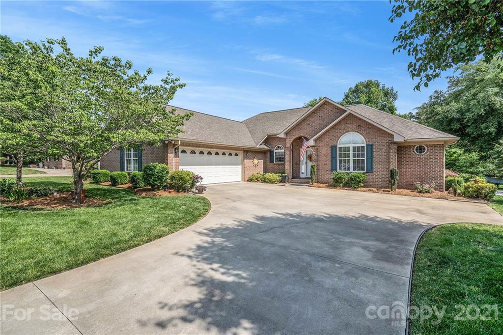 7932 King Arthurs Court Denver NC 28037