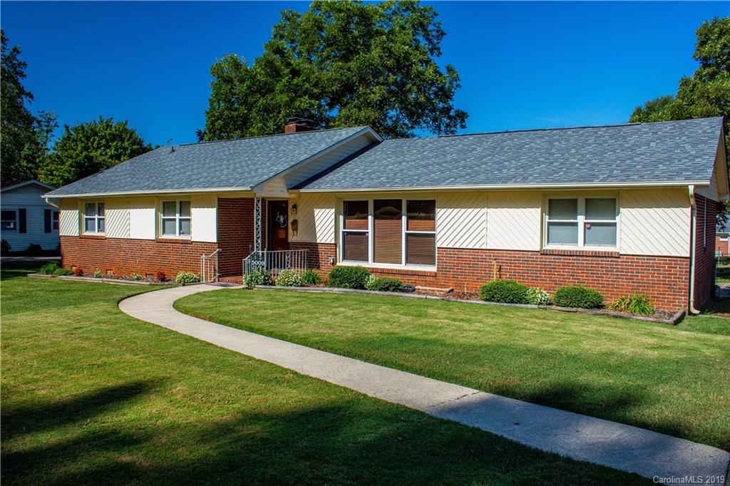 5009 Tewkesbury Road Charlotte NC 28269