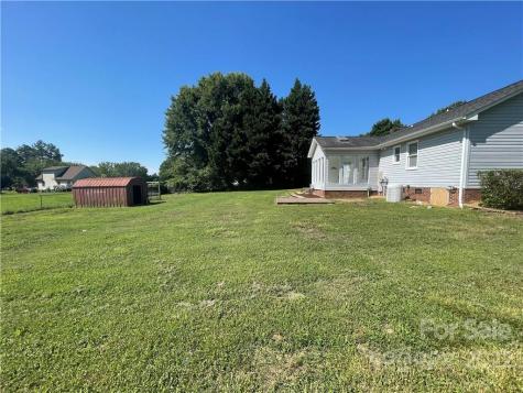 2979 Wesley Lane Lincolnton NC 28092
