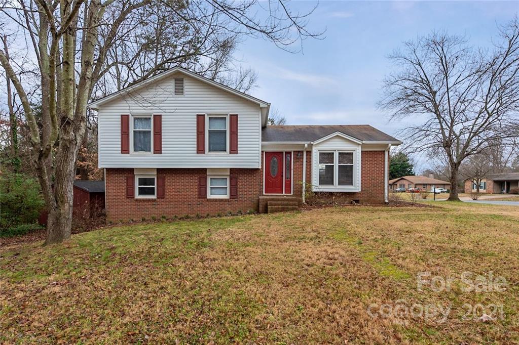 4708 Oakwood Circle Gastonia NC 28056