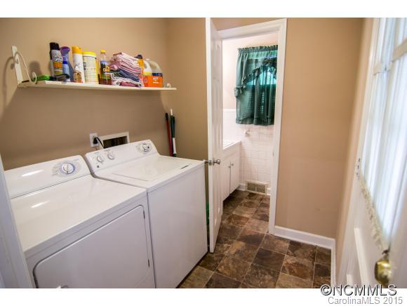 6 Mayfair Drive Candler NC 28715
