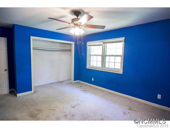 6 Mayfair Drive Candler NC 28715