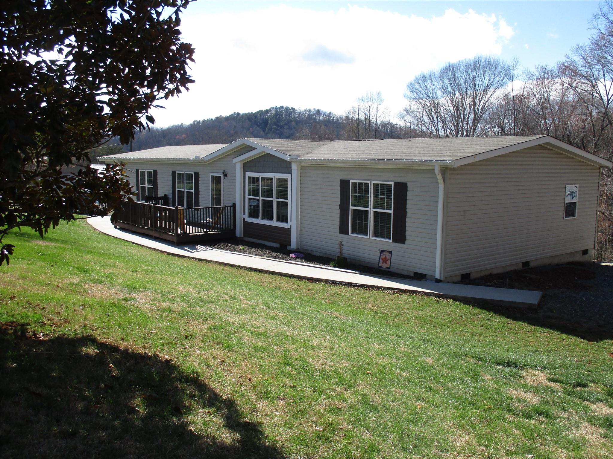 3224 Parker Padgett Road Old Fort NC 28762