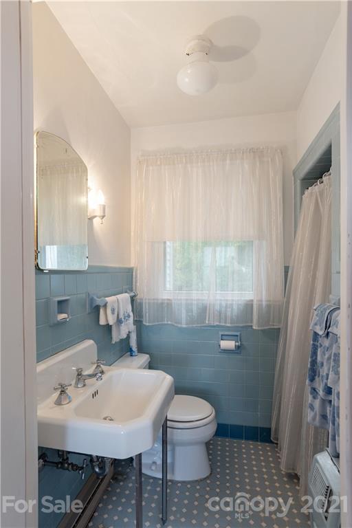 336 Robinson Lane Hendersonville NC 28739