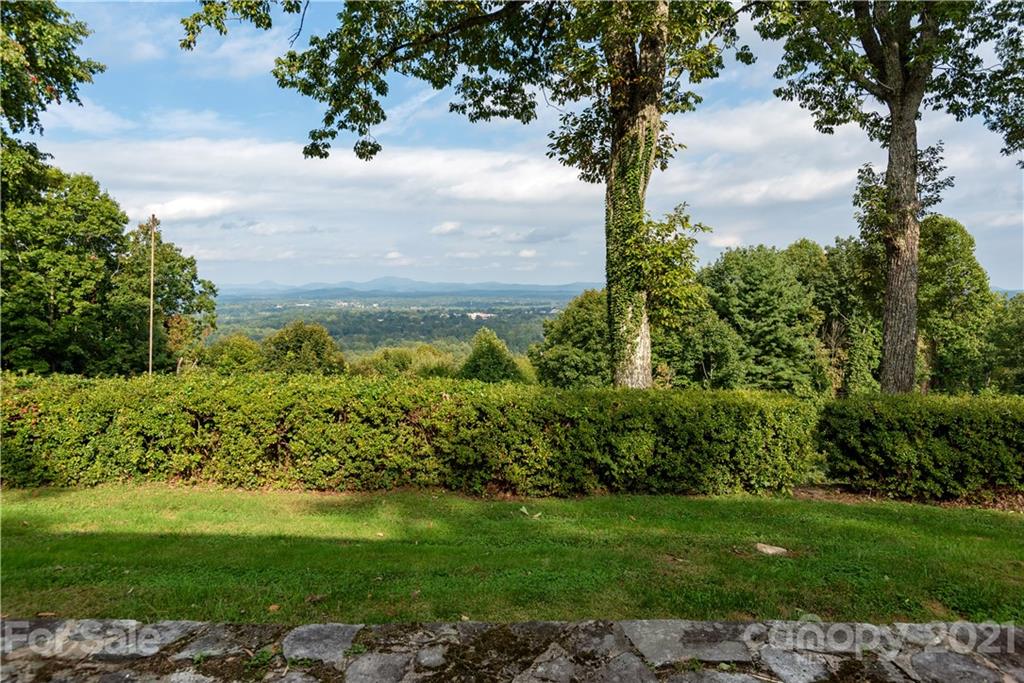 336 Robinson Lane Hendersonville NC 28739