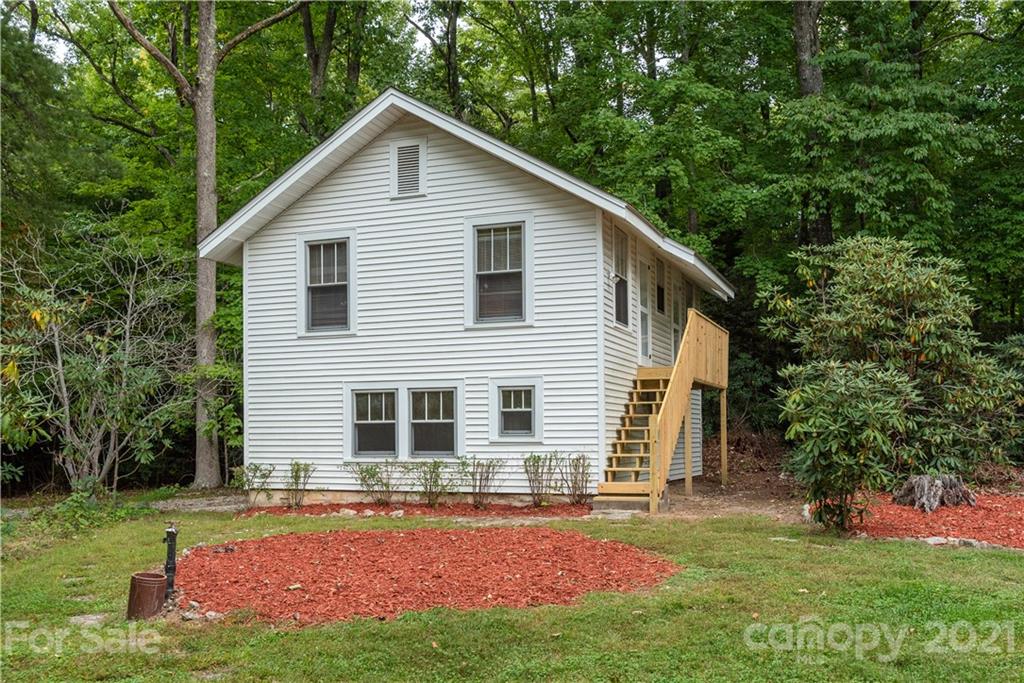 336 Robinson Lane Hendersonville NC 28739