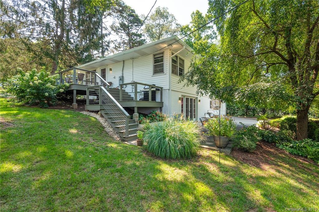 16 Woodcrest Road Asheville NC 28804