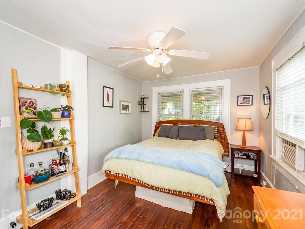79 + 79 1/2 Middlemont Avenue Asheville NC 28806