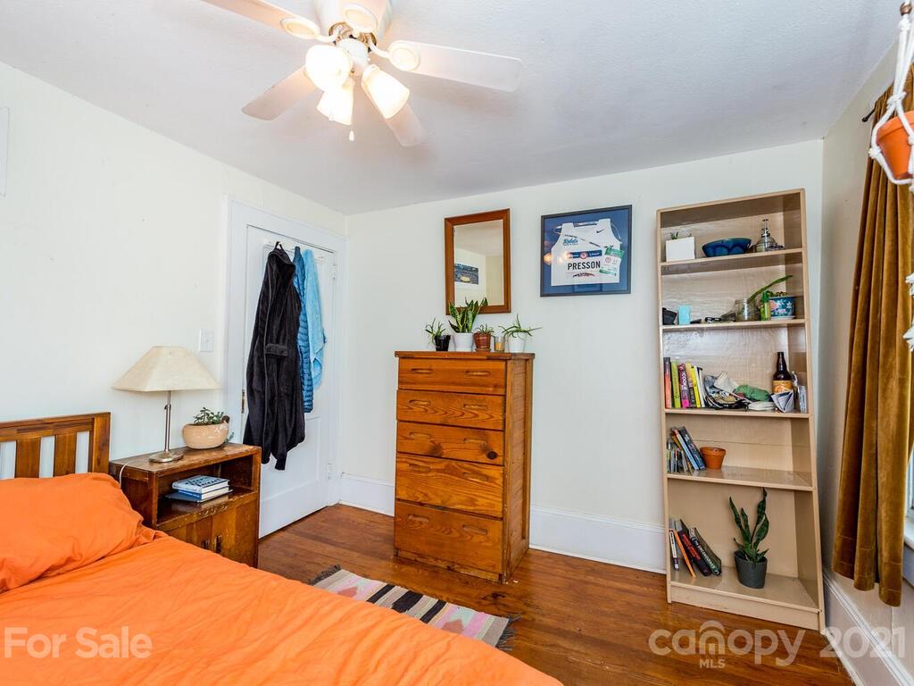 79 + 79 1/2 Middlemont Avenue Asheville NC 28806