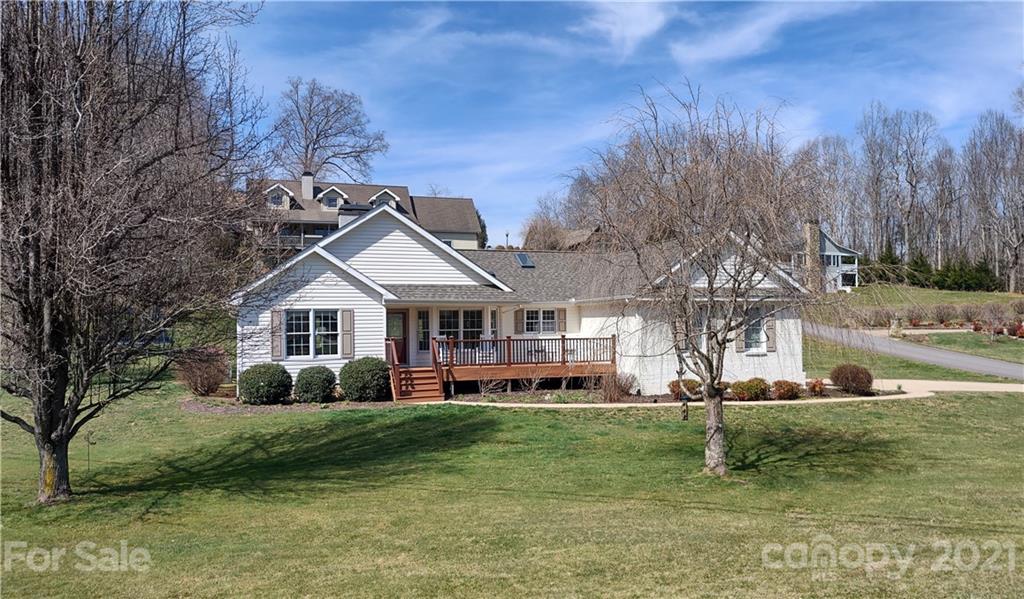31 Deer Glade Lane Waynesville NC 28786
