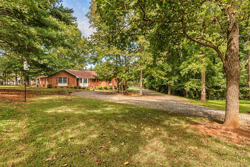 11836 Idlewild Road Matthews NC 28105