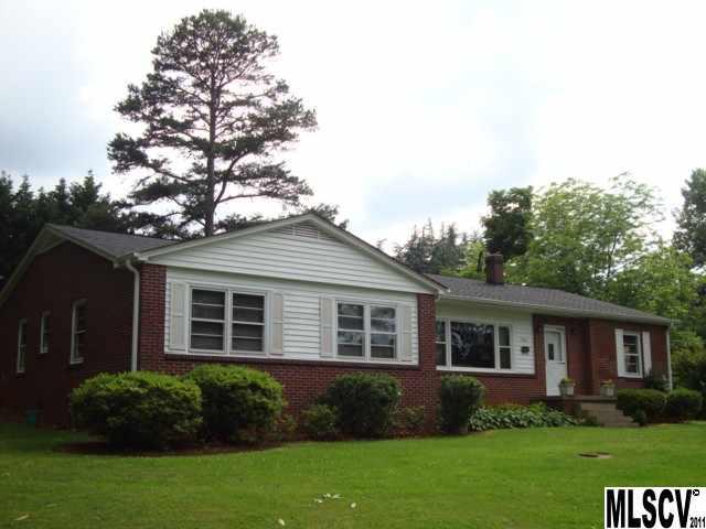 1228 12th Street Circle NE Hickory NC 28601