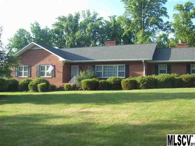 32 37th Avenue NW Hickory NC 28601