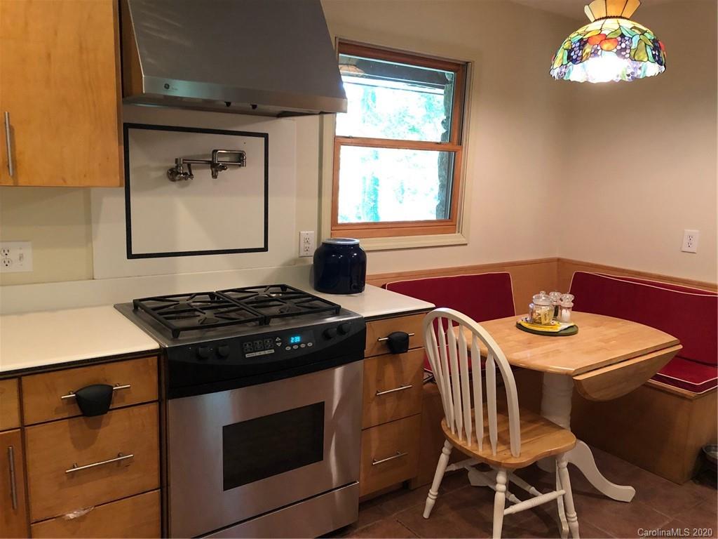 42 Teaberry Lane Weaverville NC 28787