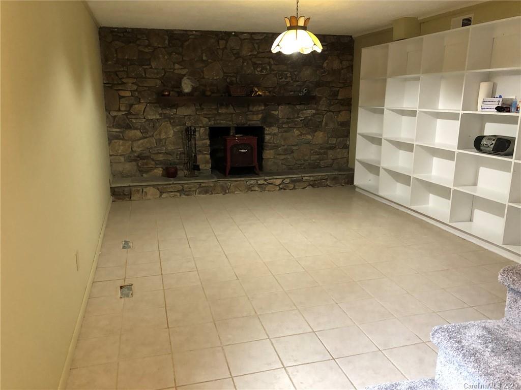 42 Teaberry Lane Weaverville NC 28787