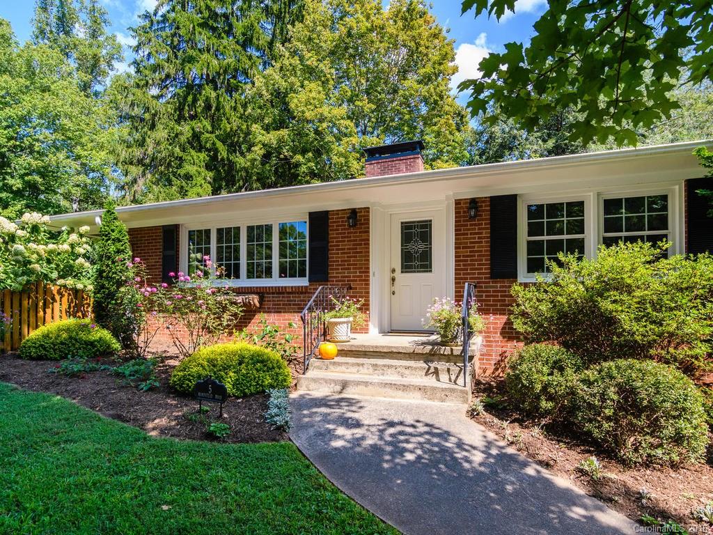 5 Hampstead Road Asheville NC 28804