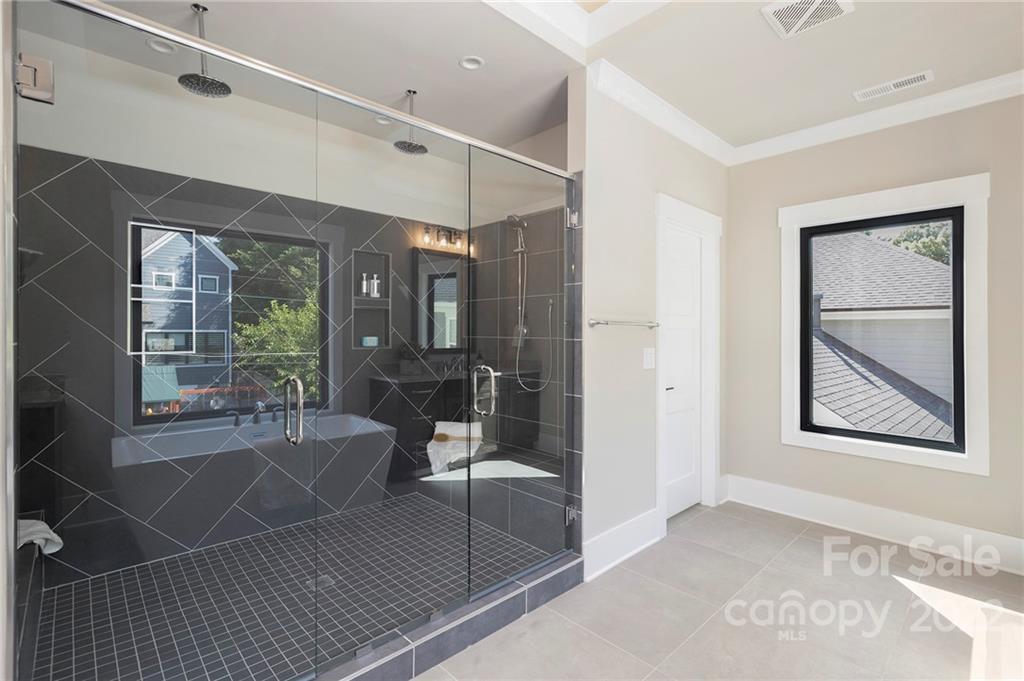 323 Dover Avenue Charlotte NC 28209