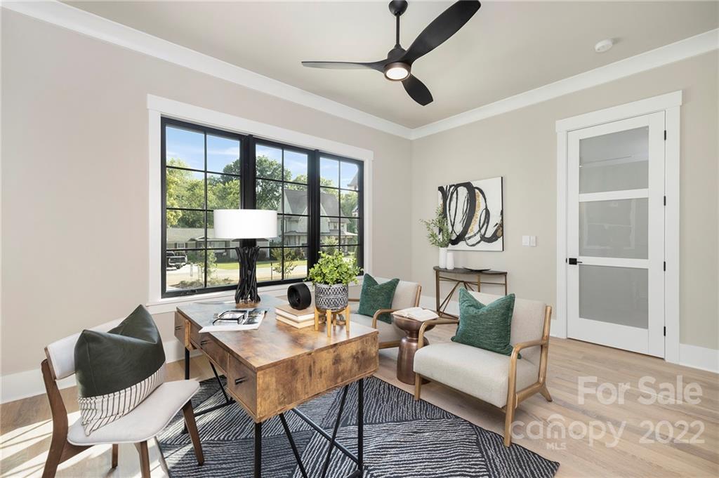 323 Dover Avenue Charlotte NC 28209