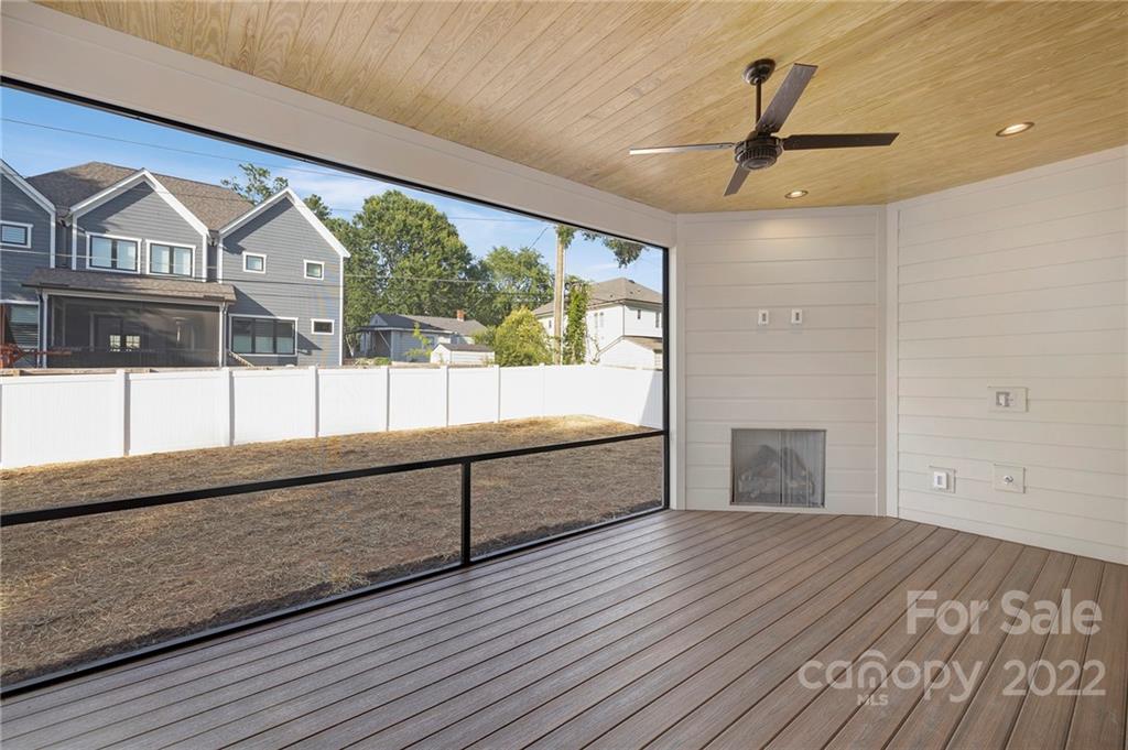 323 Dover Avenue Charlotte NC 28209