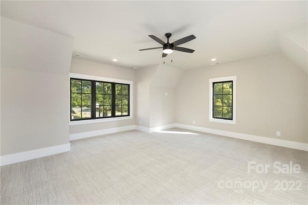 323 Dover Avenue Charlotte NC 28209