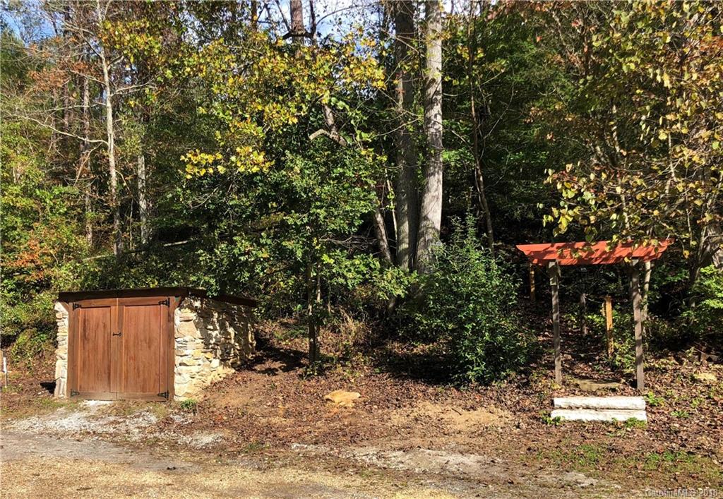 132 Shady Cazac Creek Weaverville NC 28787