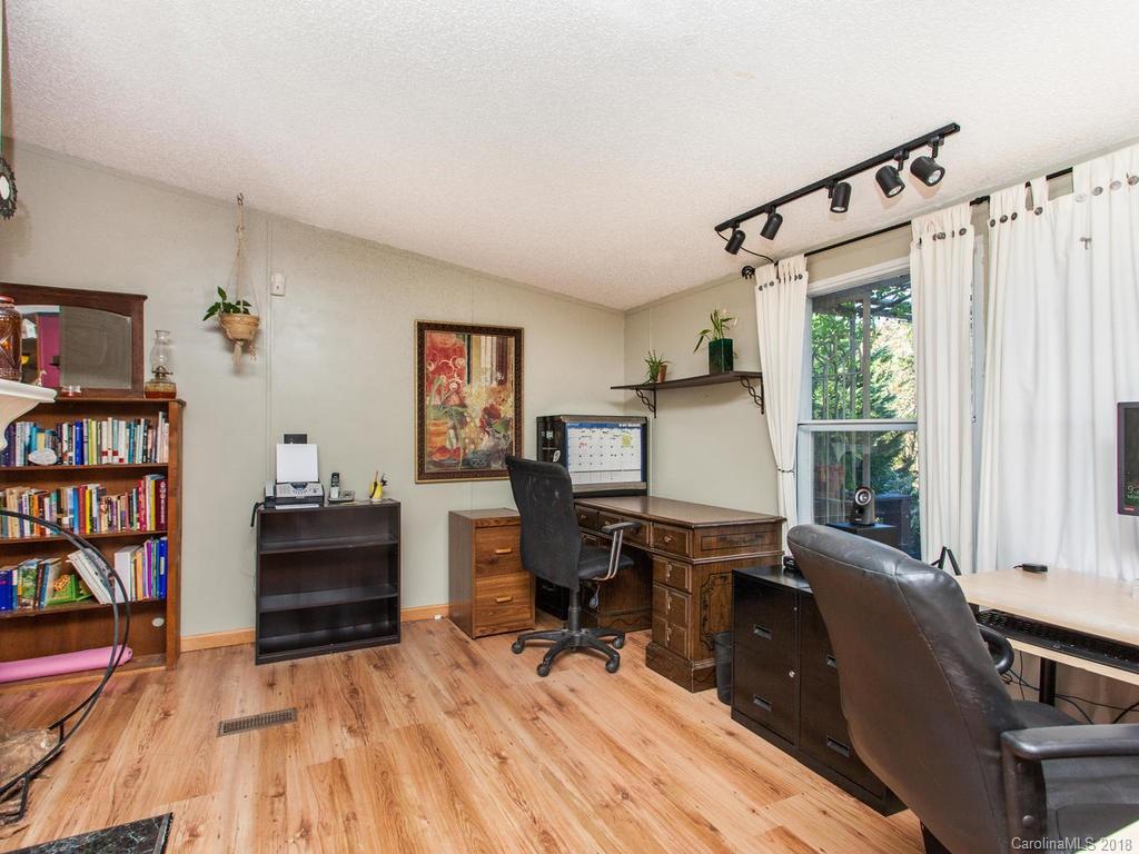 132 Shady Cazac Creek Weaverville NC 28787