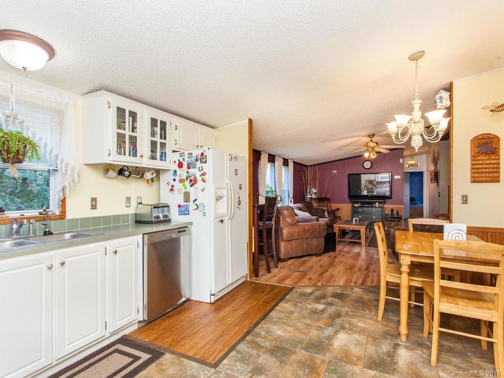 132 Shady Cazac Creek Weaverville NC 28787