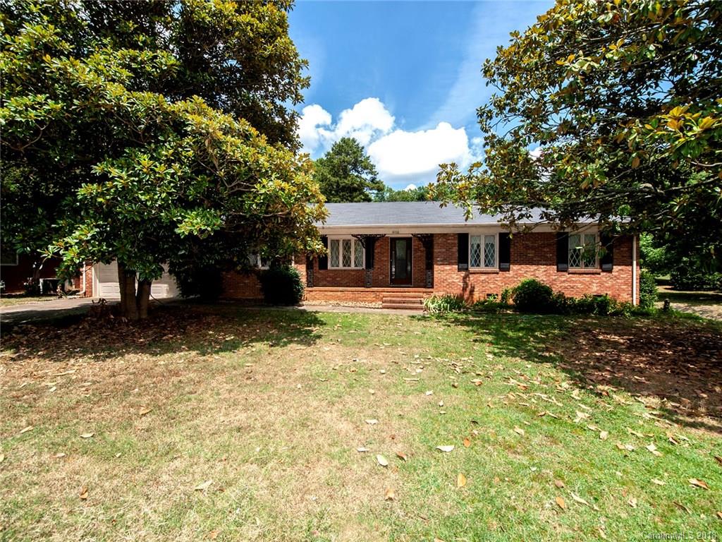 6100 Lake Forest Road E Charlotte NC 28227
