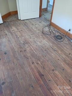 68 Love Fox Road Burnsville NC 28714