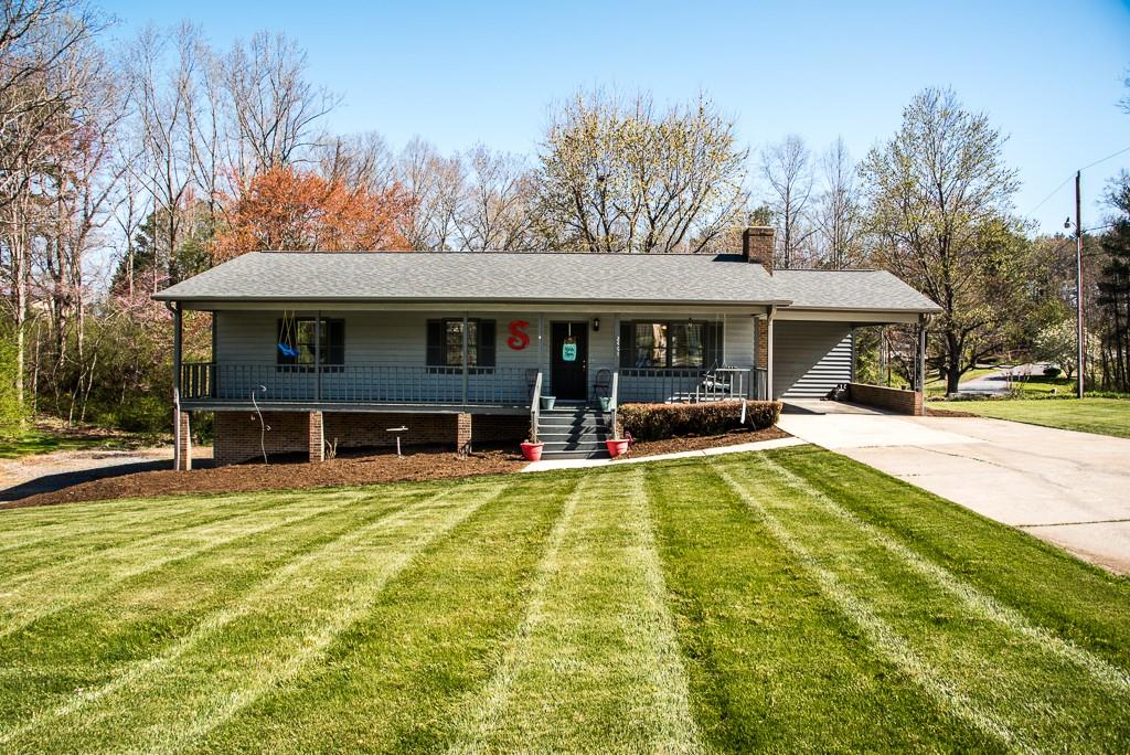 2461 23rd Avenue Place Ne Hickory NC 28601