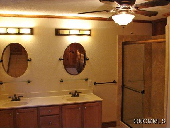 5 Spring Cove Terrace Asheville NC 28804