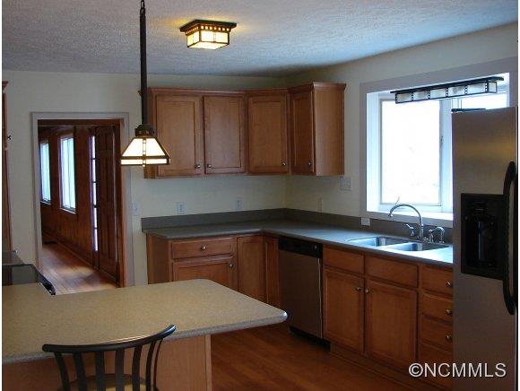 5 Spring Cove Terrace Asheville NC 28804