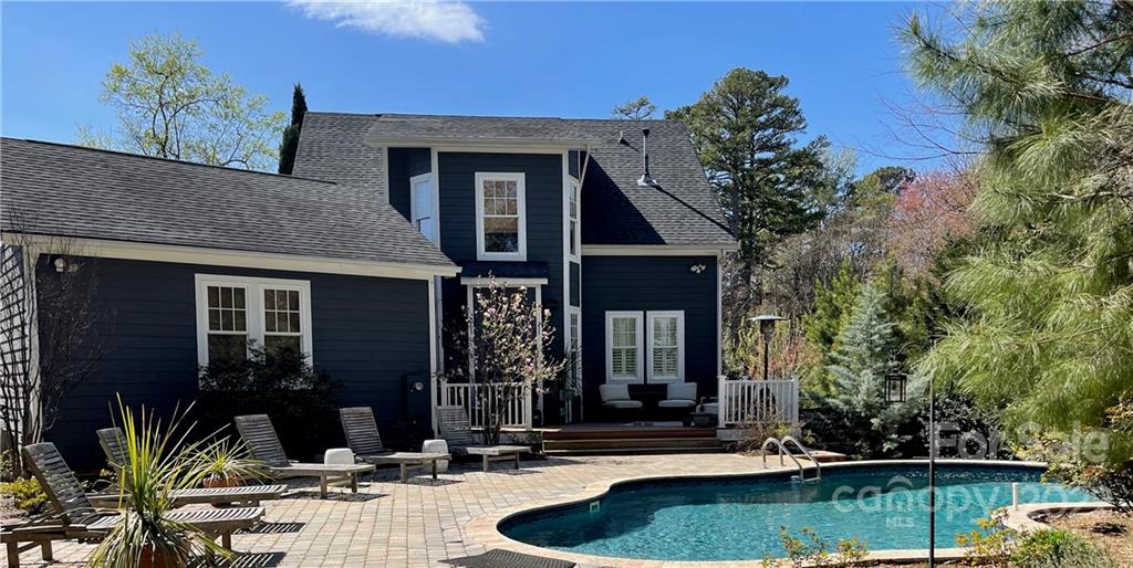1524 Carolyn Drive Charlotte NC 28205