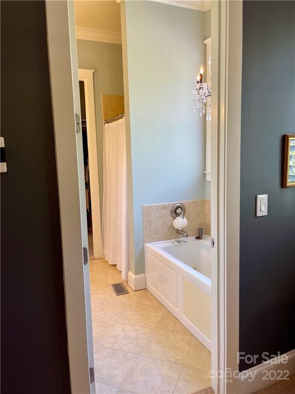 1524 Carolyn Drive Charlotte NC 28205
