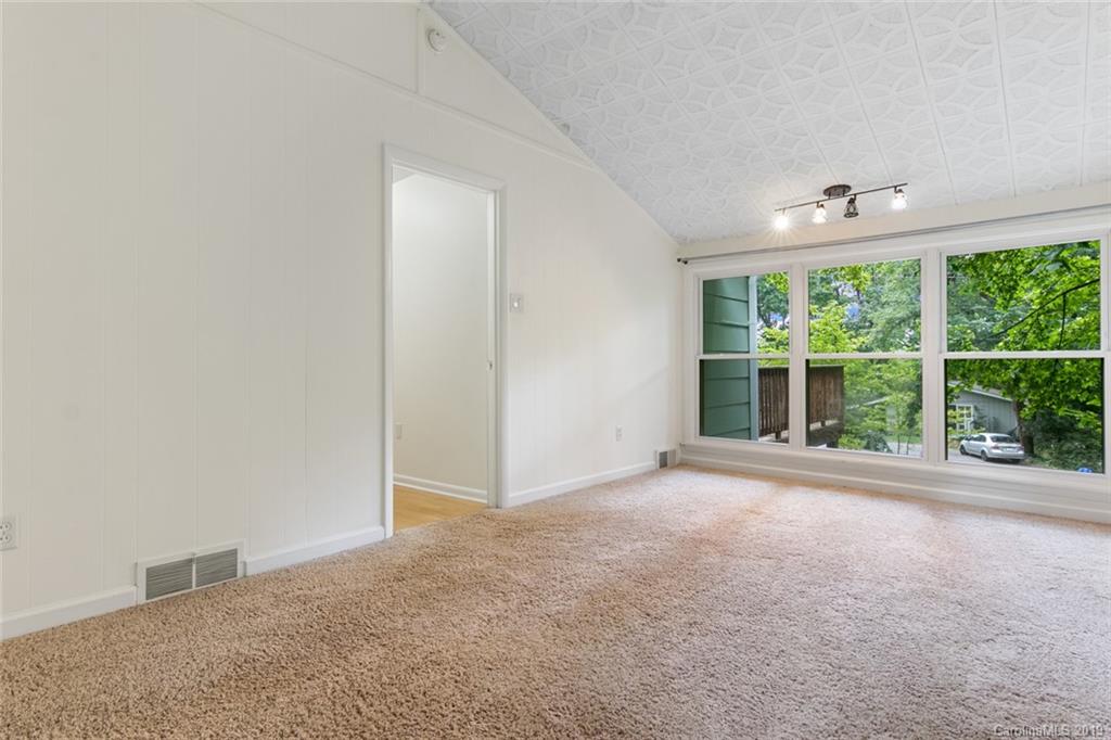 79 Hemlock Street Arden NC 28704