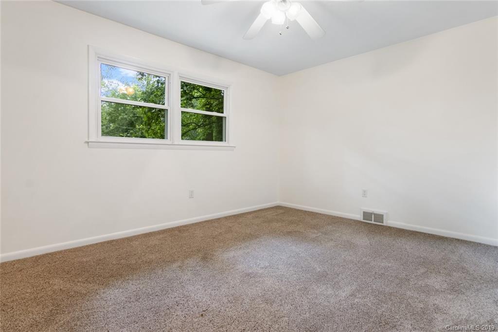 79 Hemlock Street Arden NC 28704