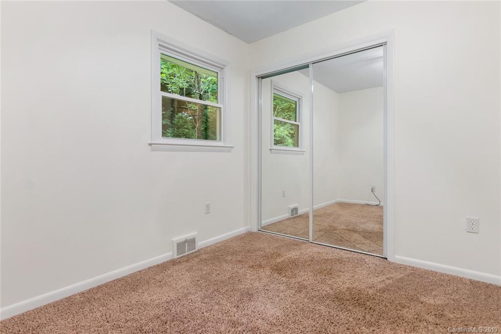 79 Hemlock Street Arden NC 28704