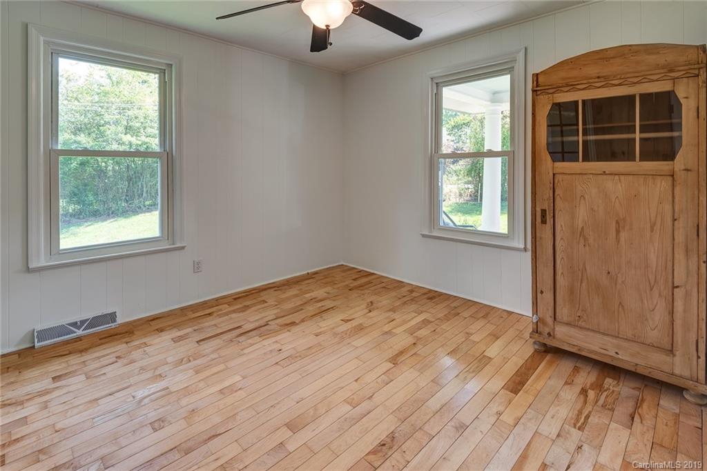 38 Mildred Avenue Asheville NC 28806