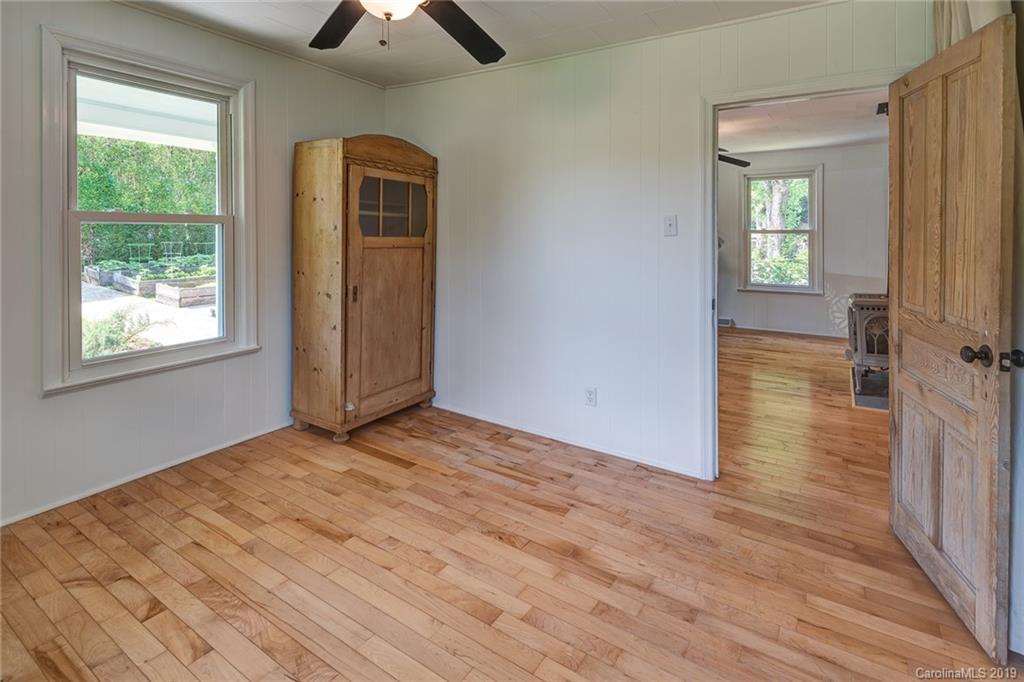 38 Mildred Avenue Asheville NC 28806