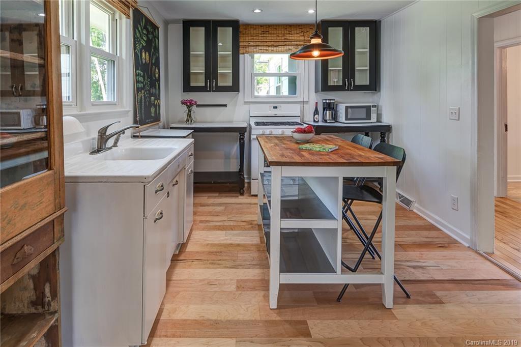 38 Mildred Avenue Asheville NC 28806