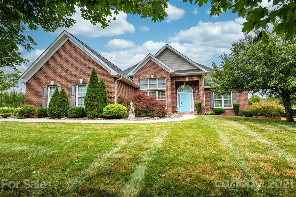 1615 Terra Cotta Drive Hickory NC 28602
