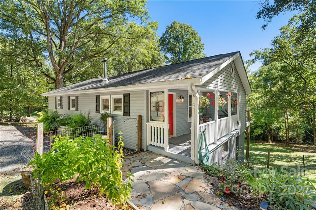 141 Hamburg Mountain Road Weaverville NC 28787
