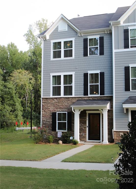 1172 Ashbury Street Charlotte NC 28216