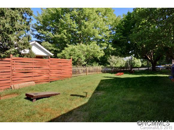 879 Sand Hill Road Asheville NC 28806