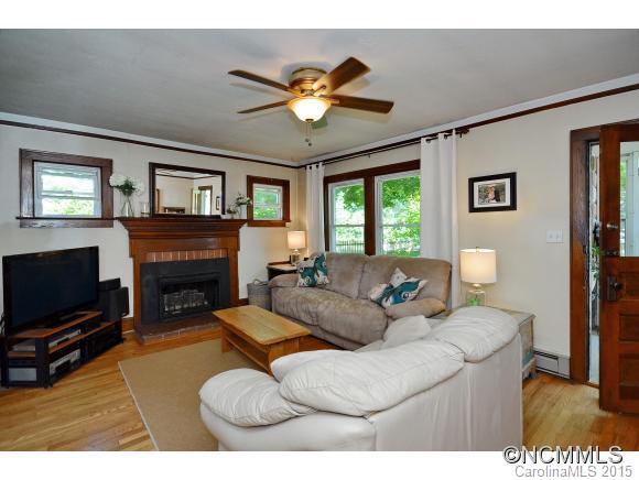 879 Sand Hill Road Asheville NC 28806