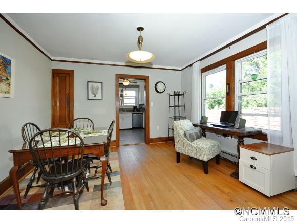 879 Sand Hill Road Asheville NC 28806