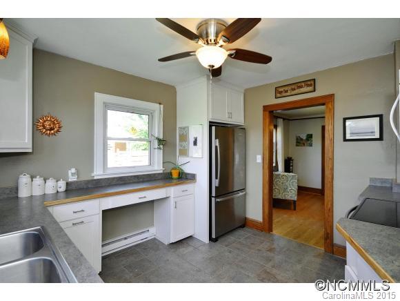879 Sand Hill Road Asheville NC 28806