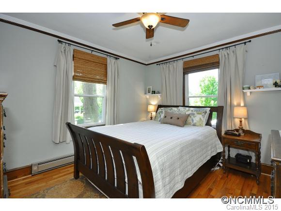 879 Sand Hill Road Asheville NC 28806